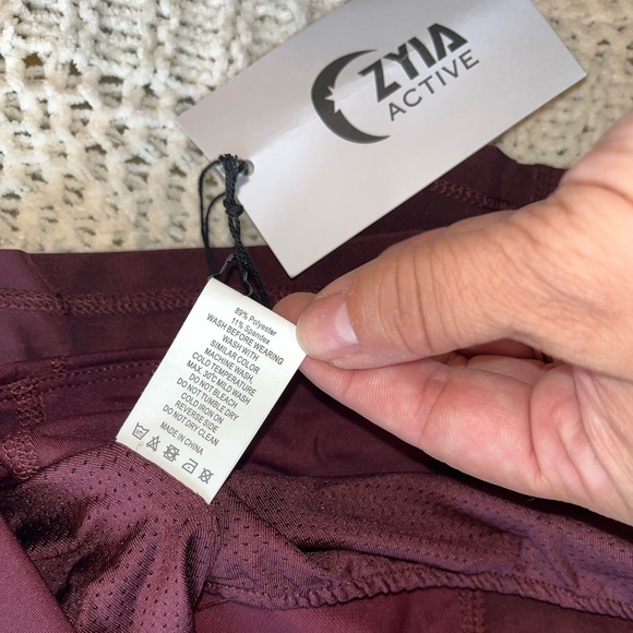 NWT ZYIA Plum Mesh Energy Shorts, XXL, running shorts new - Picture 4 of 4